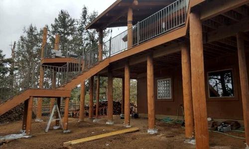 Current Deck Projects of Composite and Wooden Decks